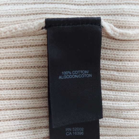 DKNY JEANS long sleeve light weight ribbed turtleneck sweater. - Picture 6 of 9